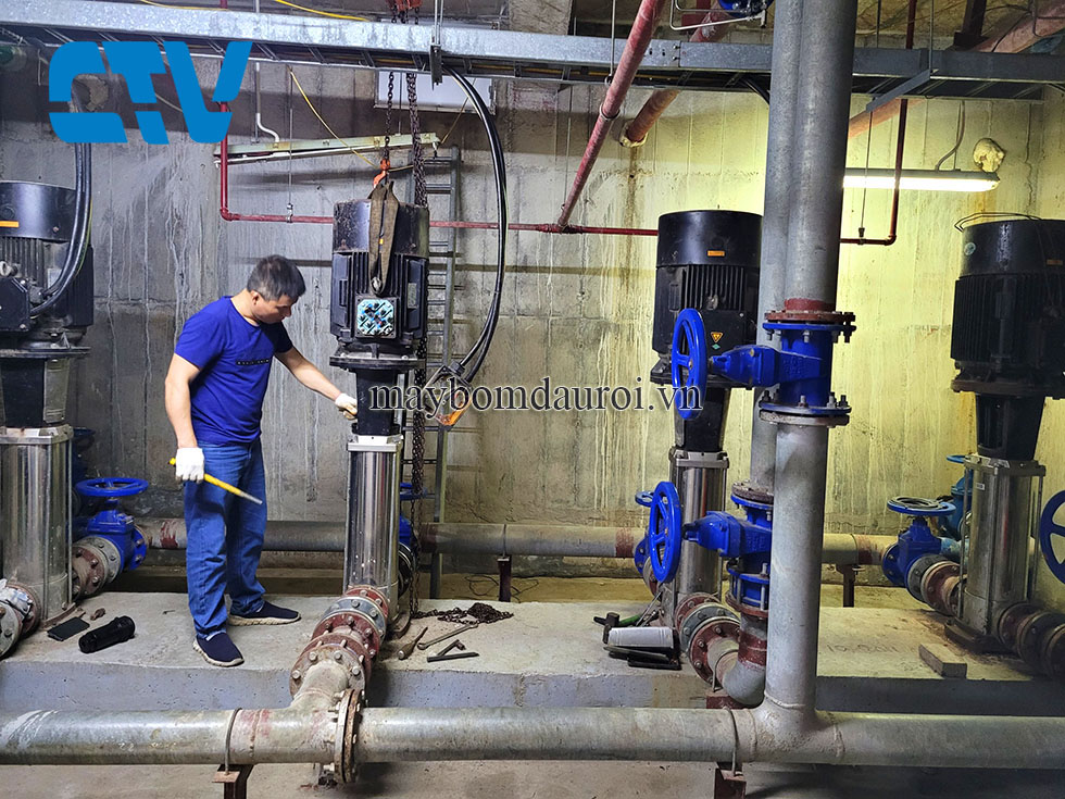 Dịch Vụ Sửa Chữa Máy Bơm Trục Đứng Công Nghiệp Uy Tín